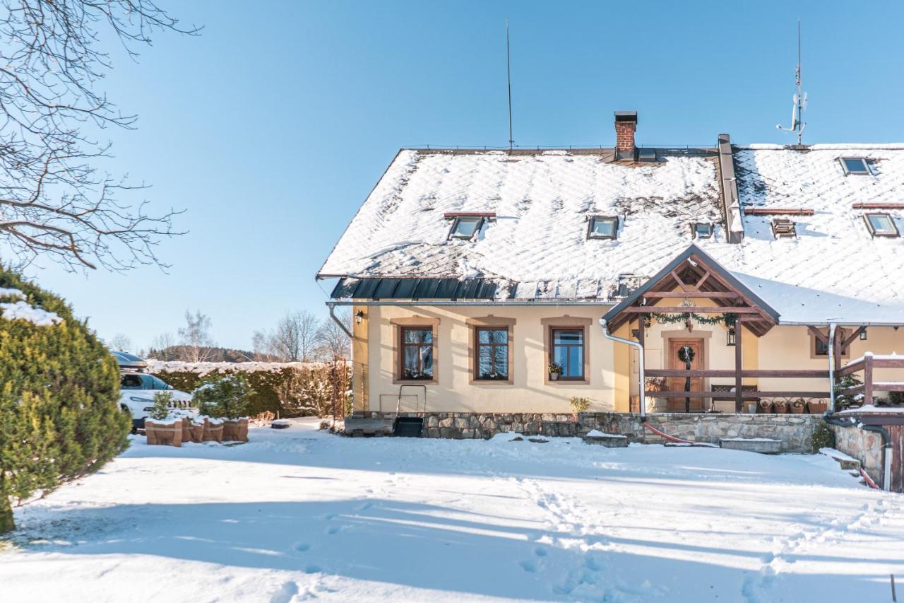 Apartmany Rubinovi Horejsi Vrchlabi 外观 照片