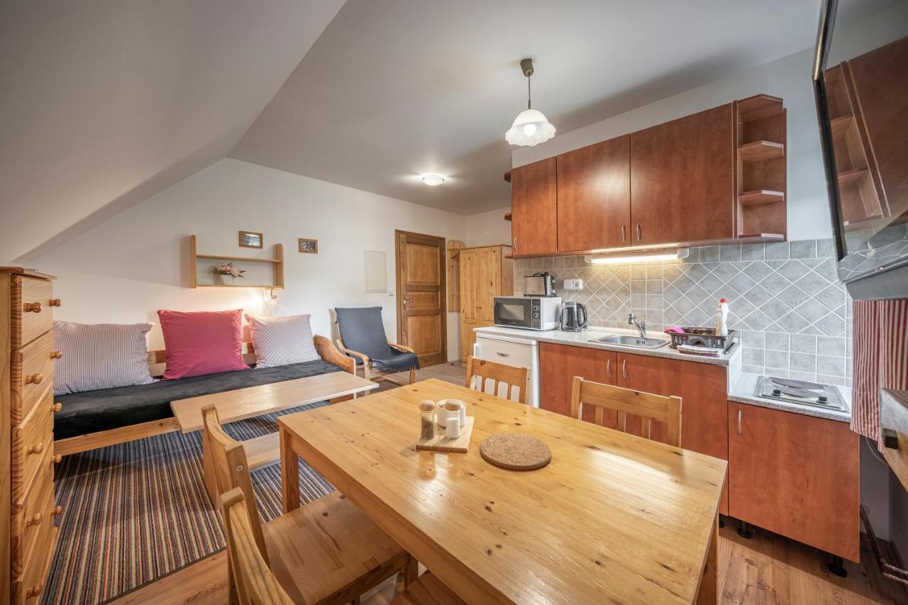 Apartmany Rubinovi Horejsi Vrchlabi 客房 照片