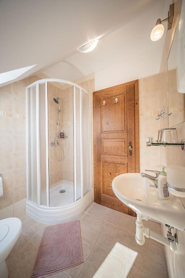 Apartmany Rubinovi Horejsi Vrchlabi 外观 照片