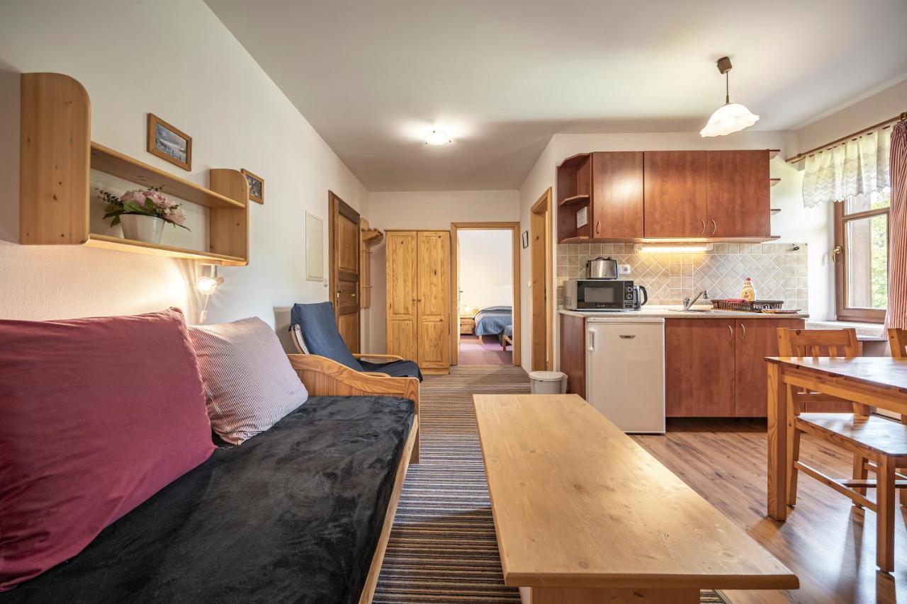 Apartmany Rubinovi Horejsi Vrchlabi 外观 照片