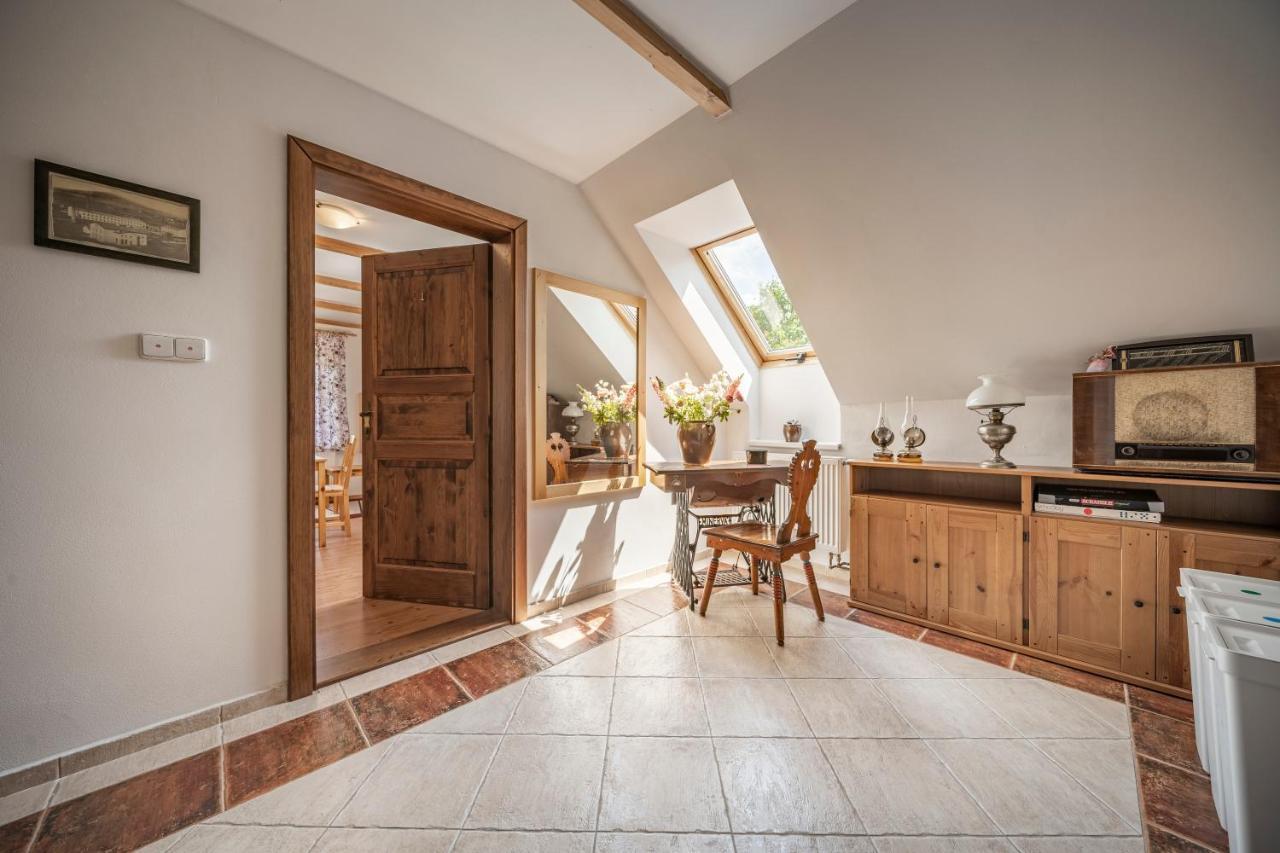 Apartmany Rubinovi Horejsi Vrchlabi 外观 照片